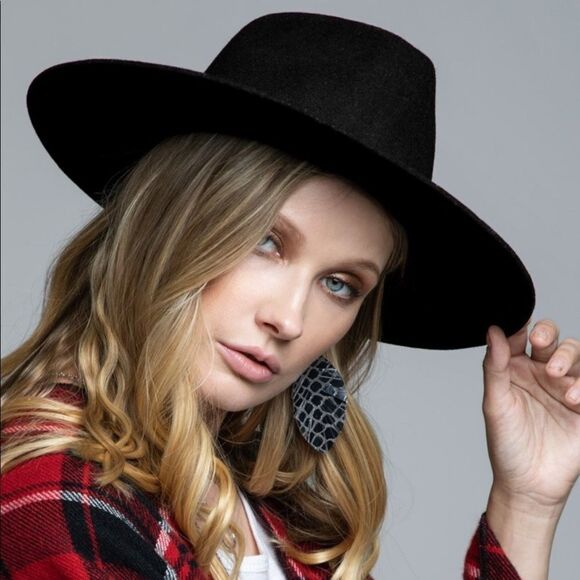 Western Wool Panama Hat with Gold Concho Metal Belt in BLACK - Picture 13 of 13